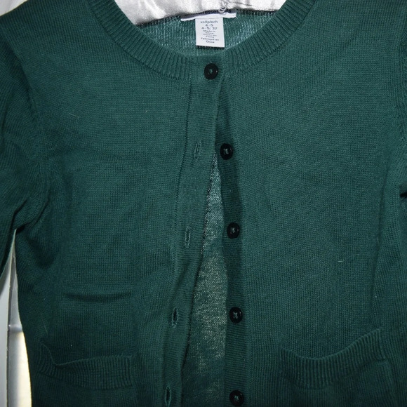 AMAZON ESSENTIALS Hunter Green Girls Uniform Cardigan Sweater Size XS (4… - Picture 2 of 5